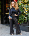 articles/look-1702471940.jpg