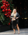 articles/look-1702472275.jpg
